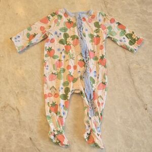 Mud Pie Strawberry Print Footies, SIZE 3-6 Months